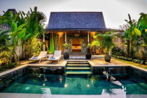 Villa G - Romantic Balinese gem, walk to beach